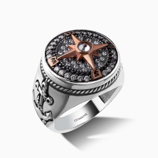 Spinner Compass Ring with CZ Diamond